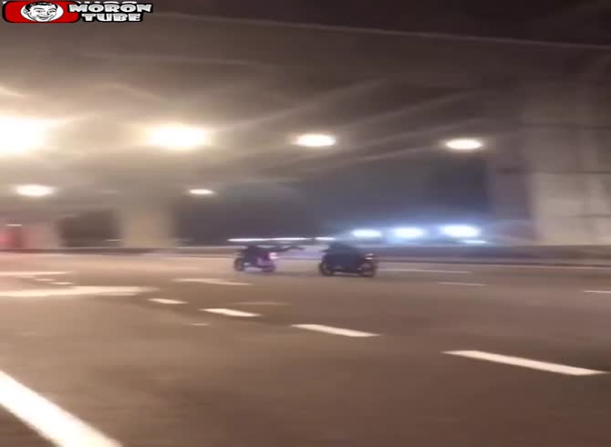 Video :(Warning - startling) He dies in a crazy motorbike race